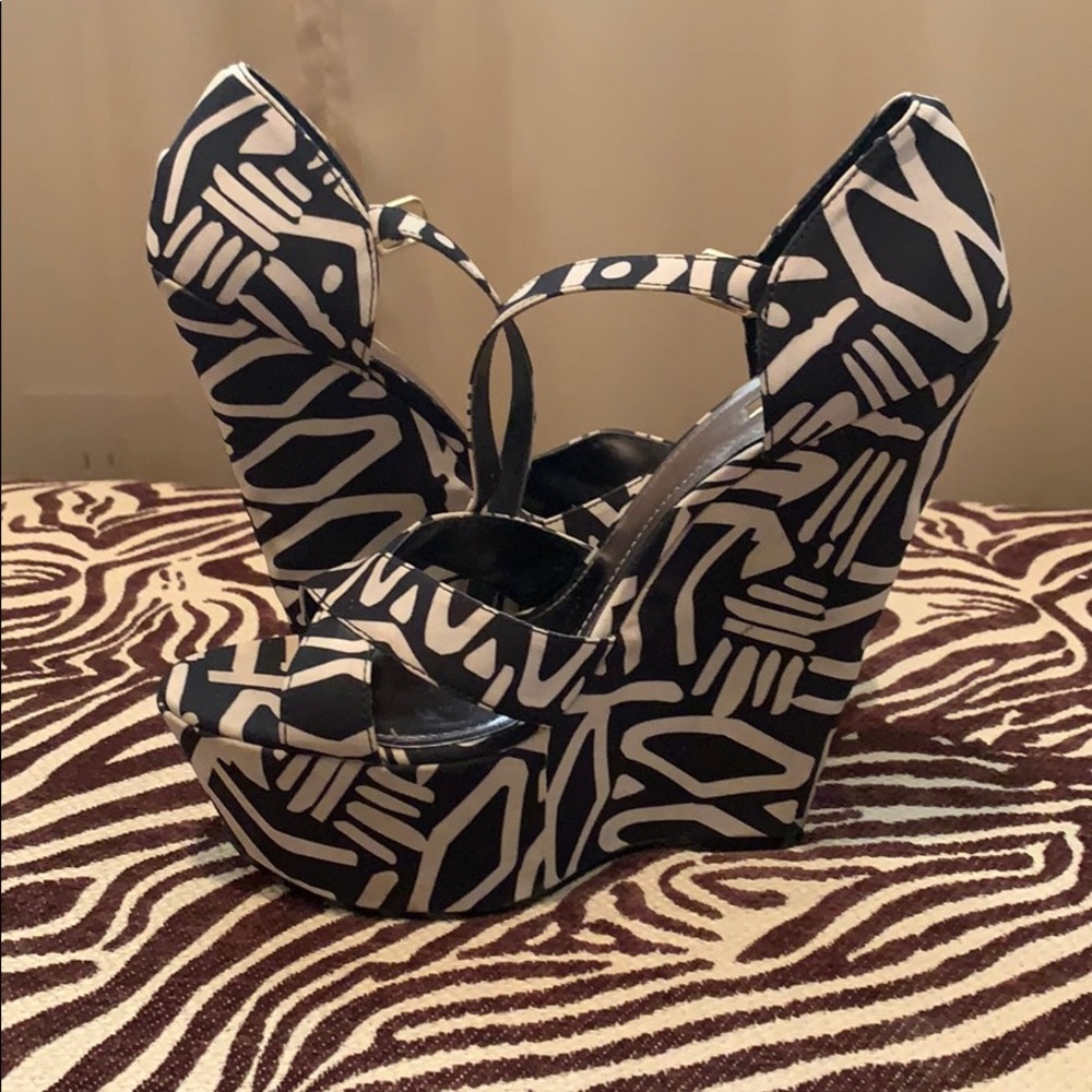Wild Pair Patterned Wedges